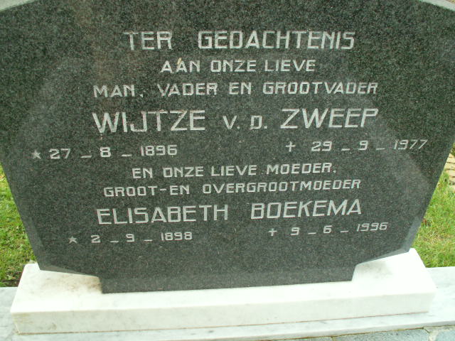 Grafsteen Wytze vd Zweep en Elisabeth Boekema