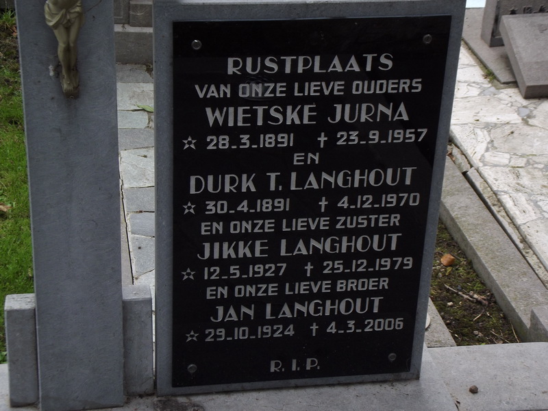 Grafsteen Wietske Jurna, Durk Langhout, Jikke Langhout en Jan Langhout